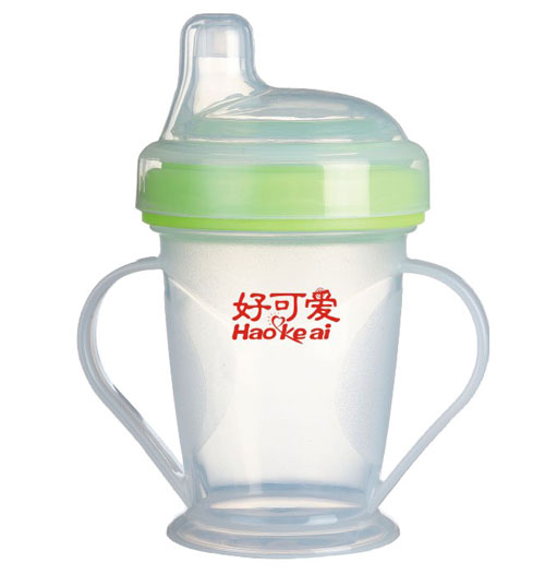 好可爱扁嘴学饮杯