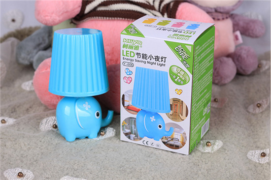 柯丽雅小象夜灯
