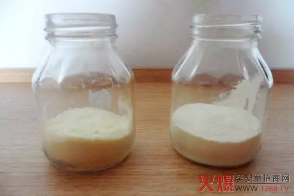 奶粉颜色不一样，和奶源有关.jpg