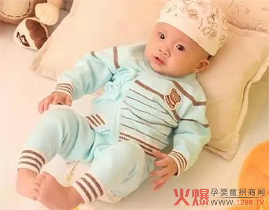 湿疹穿衣应选松软质地的棉质内衣.jpg