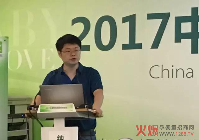 对于婴配奶粉跨境购管理的三点建议.jpg