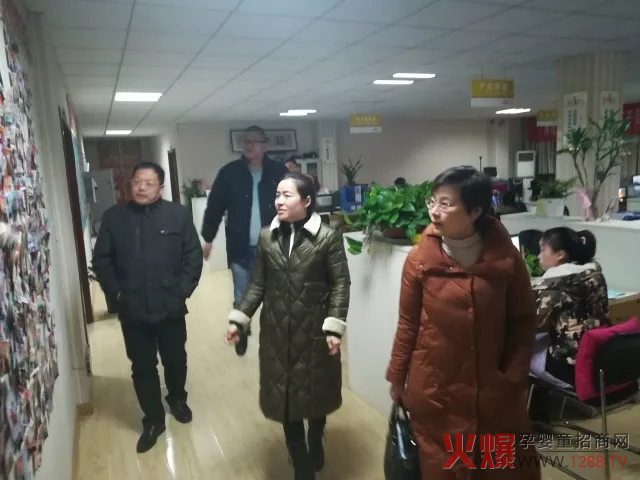 徐州市领导莅临粮仓.jpg