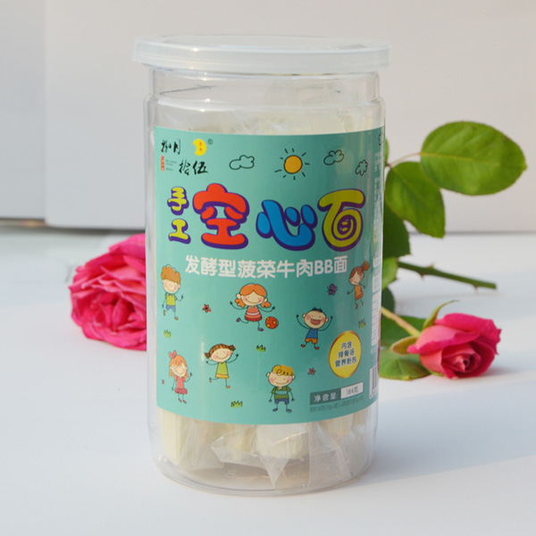 捌月拾伍菠菜牛肉空心面罐装正面184g.jpg