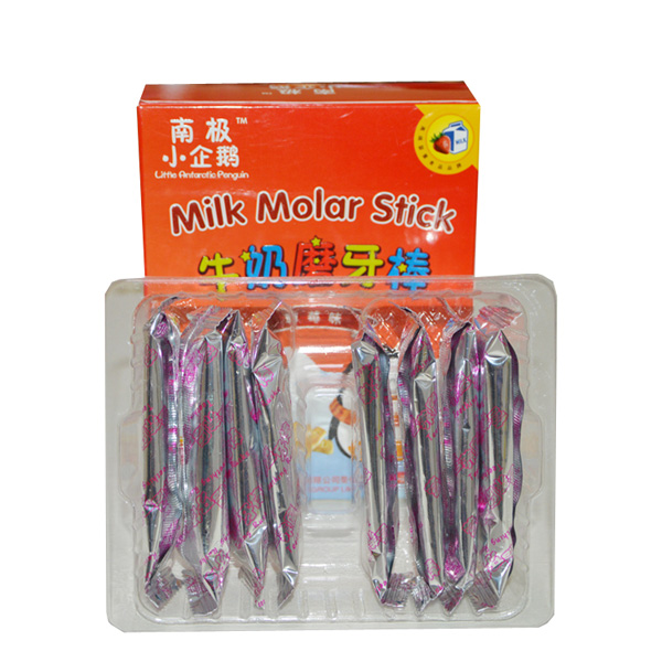 南极小企鹅牛奶磨牙棒草莓味内盒.jpg