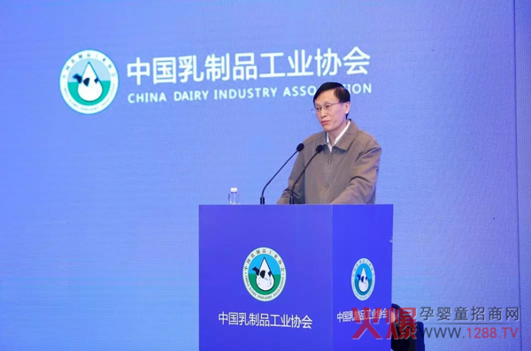 工业和信息化部消费品司司长高延敏.jpg