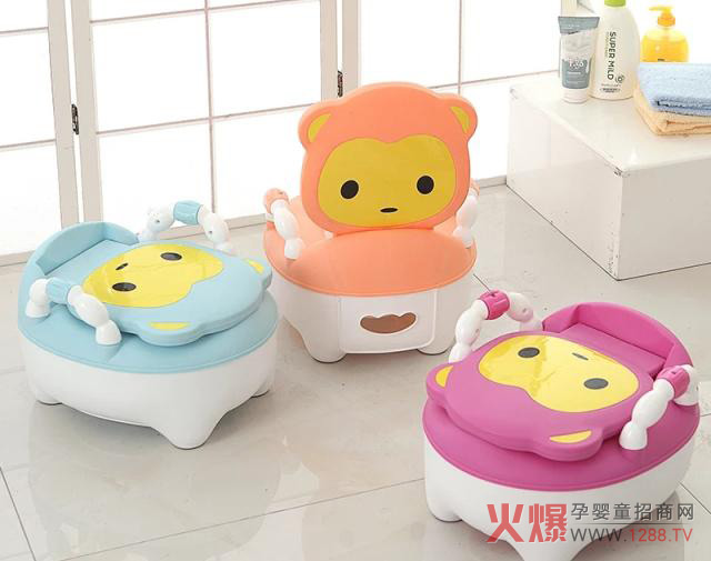 三等奖（3名）：婴儿坐便器.jpg
