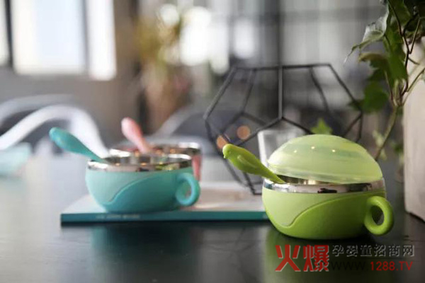 可可萌餐具.jpg