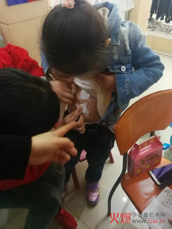 药王府小儿健康公益行江西站15日高安会诊3.jpg