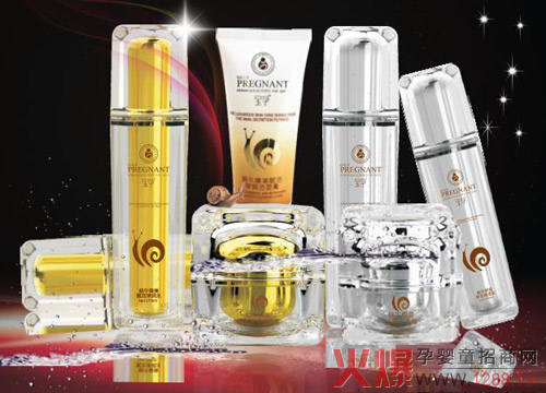 宝孕蜗牛原液清透保湿系列产品.jpg
