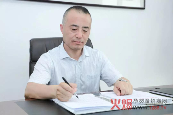 陕西和氏乳业营销有限公司总经理 冯建强.jpg