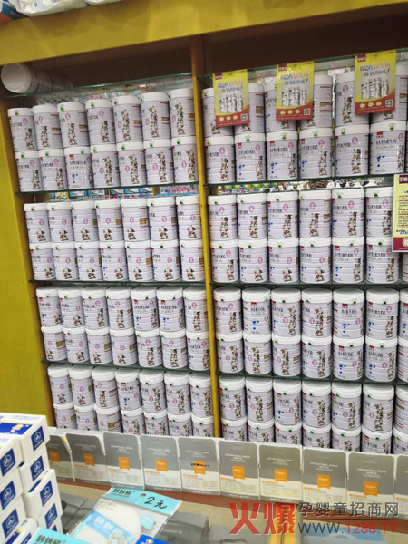 可唯安奶粉终端大面积铺货.jpg