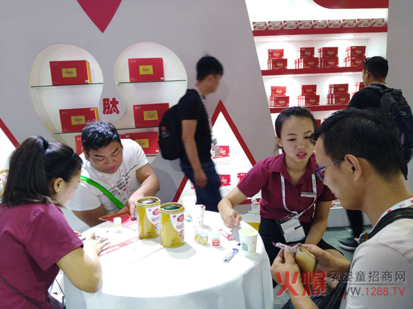 呵恩上海CBME展会现场1.jpg