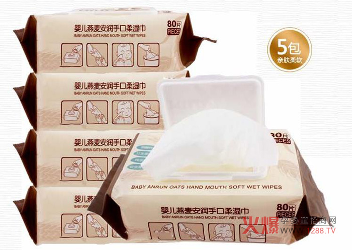 欧莱贝比手口柔湿巾产品展示.jpg
