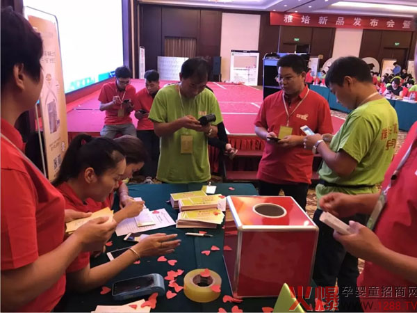 客户现场订货2.jpg