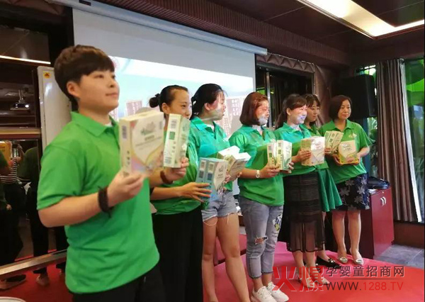 孩儿乐小儿推拿培训四川绵阳站7.jpg