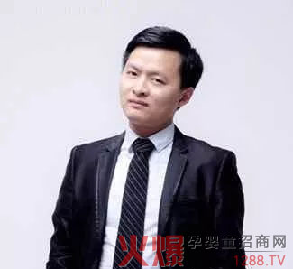 程伟老师.webp.jpg