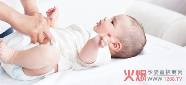 预见趋势 多品牌加码成长裤.jpg