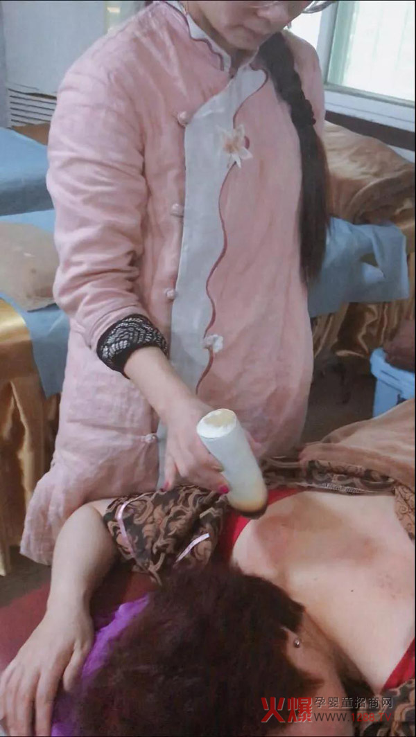 药王府中医灸疗师培训会4.jpg