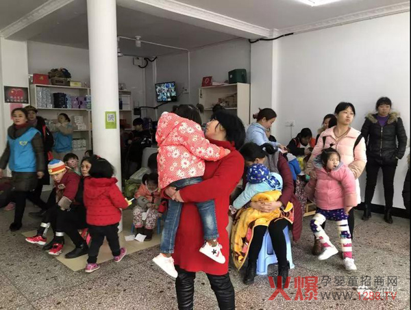 “母婴家庭健康促进计划”公益基金“关爱母婴公益万里行”第九站圆满结束3.jpg