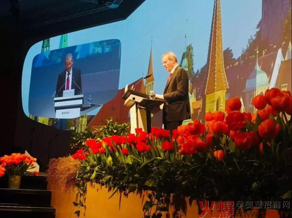 德国纽伦堡市长Dr.Ulrich Maly先生发言.jpg