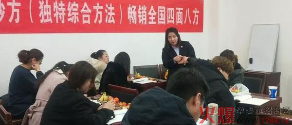 老师指导01.jpg