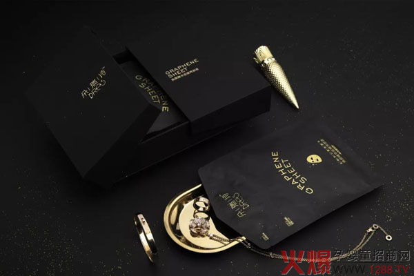 朵瑞诗黑面膜04.jpg