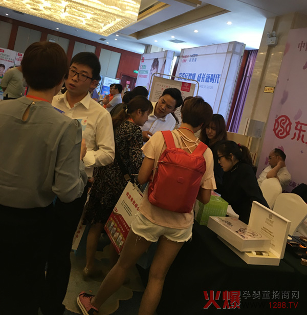 东方妈妈02.jpg