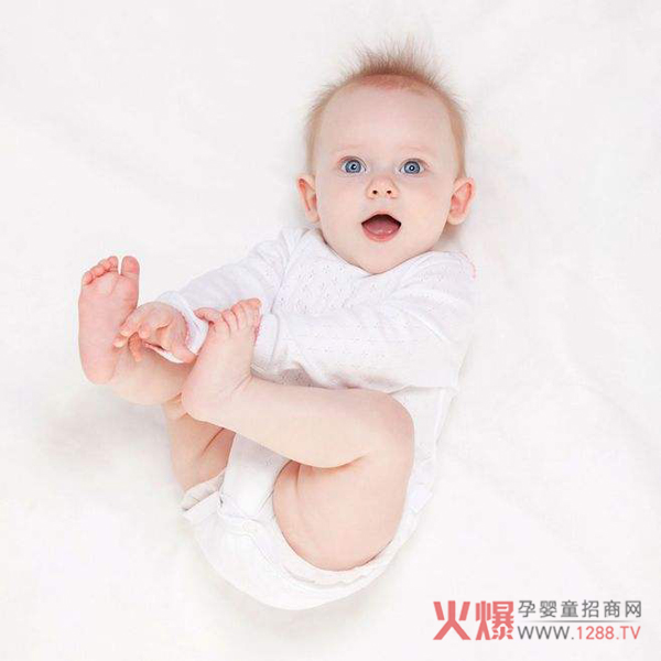穿纸尿裤.jpg