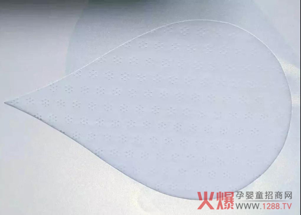 宜片无忧童趣系列纸尿裤新上市7.jpg