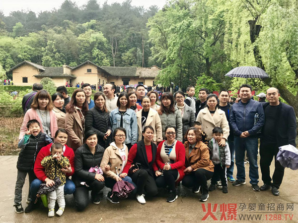 广西桂林悦发员工赴湘开展羊滋滋智能工厂见证之旅2.jpg