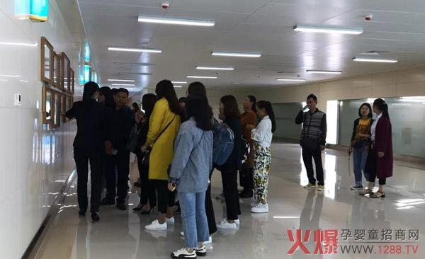 羊滋滋奶粉智能制造化生产工厂见证之旅.jpg
