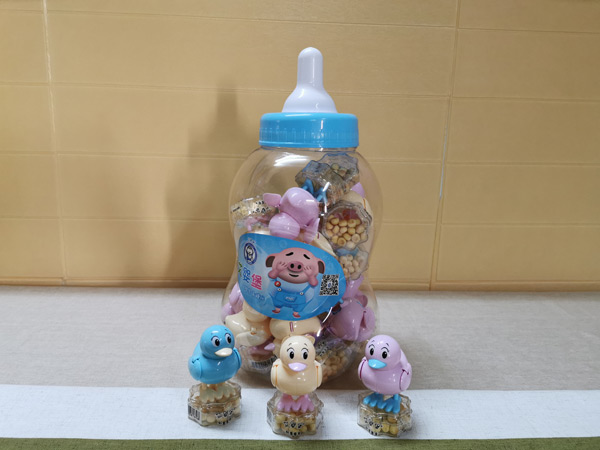 艾婴堡捣蛋鸭小馒头.jpg