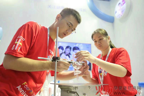 凯儿得乐展会图.jpg 凯儿得乐展会图.jpg