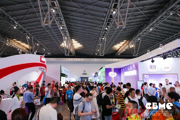 CBME食品展馆奶粉展区一瞥1.jpg