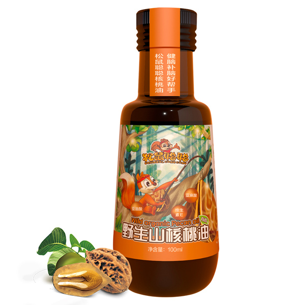 松鼠聪聪核桃油小瓶.jpg