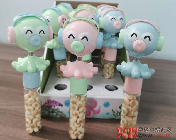 艾婴堡摇哨八爪鱼小馒头.jpg