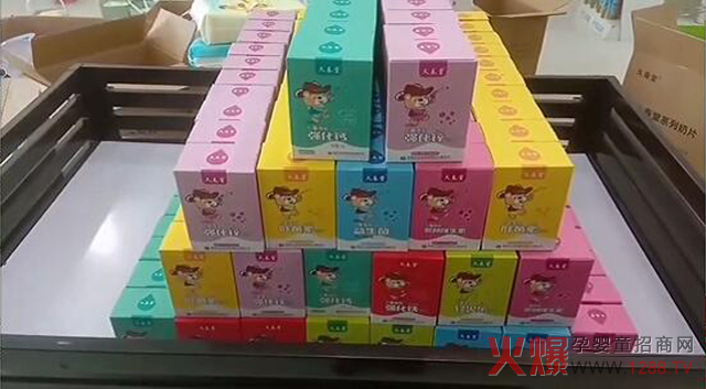 久春堂奶皮门店陈列.jpg