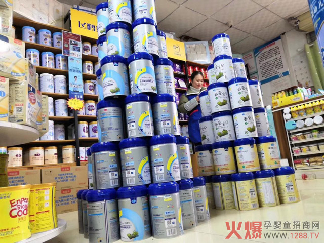 一颖乳铁蛋白陈列.jpg