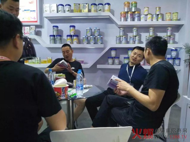 施百利营养品在CBME.jpg