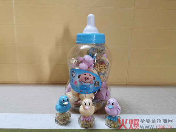 艾婴堡捣蛋鸭小馒头.jpg