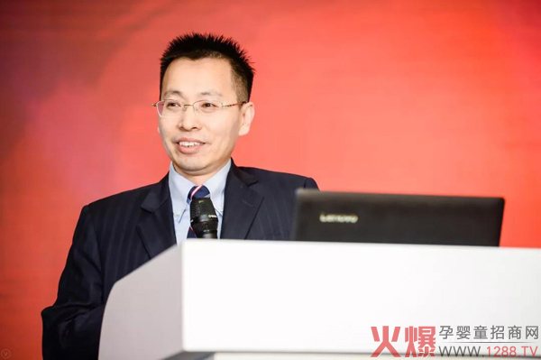 热烈祝贺知达医药荣获“2019年中国医药十大营销案例奖”4.jpg