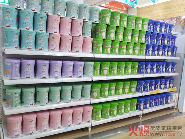 鲁贝比米粉陈列.jpg