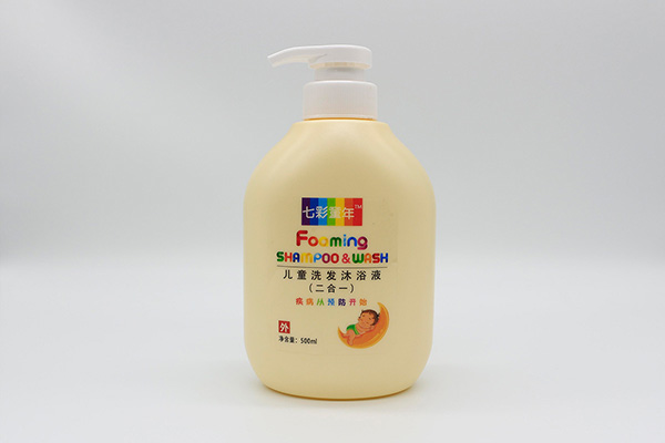 七彩童年儿童洗发沐浴(二合一).jpg