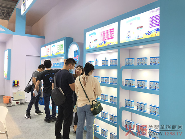 伊可佳展会现�?.jpg