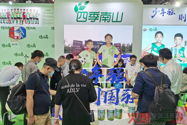 南山展台人气爆棚，直�?020上海CBME2.jpg