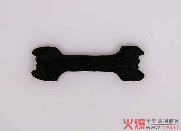 穴位贴敷治疗�?鼻炎�?.JPG