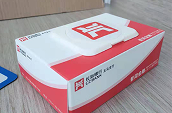 抽取式盒装湿巾3.jpg
