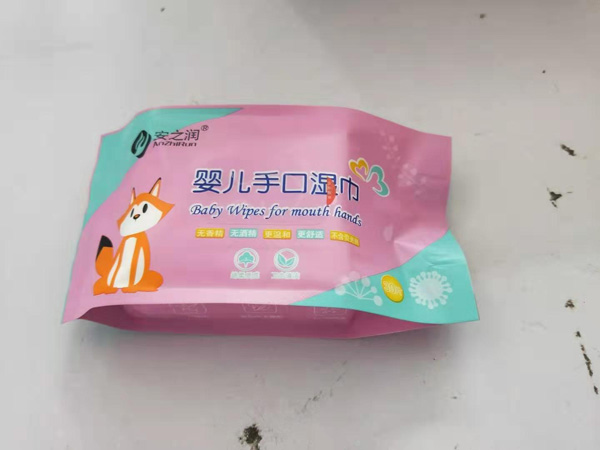 安之润婴儿湿巾6.jpg