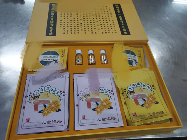 儿童泡浴包套盒.jpg