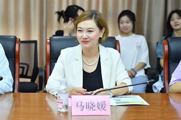万哺乐与中欧营养与健康联合研究中心签约合作5.jpg